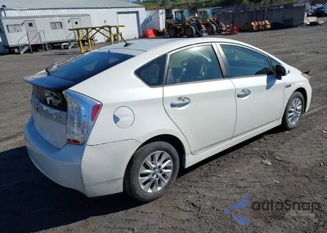 2013 Toyota Prius Plug-In z USA, uszkodzony, nr VIN JTDKN3DP7D3039403
